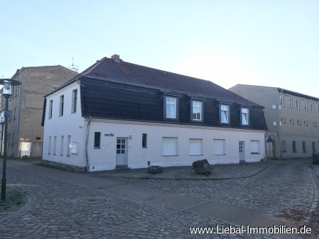 zentrale Wohnung zwischen Zentrum und Hafen 