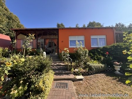 Charmanter Bungalow am Tollensesee – Wohnen und Erholen in Klein Nemerow Charmanter Bungalow am Tollensesee – Wohnen und Erholen in Klein Nemerow