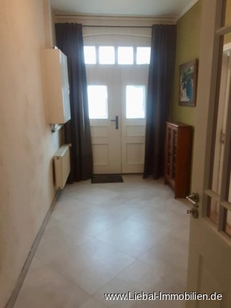 großer Eingangsbereich