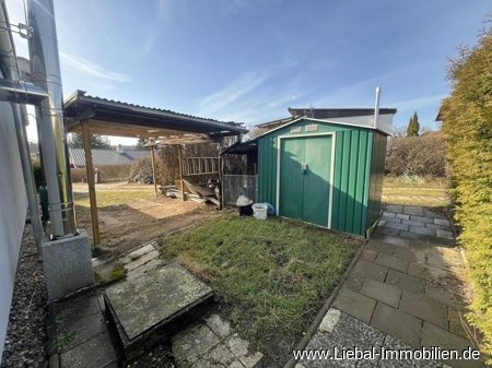 Carport und Schuppen