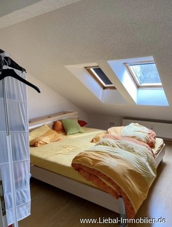 Schlafzimmer DG
