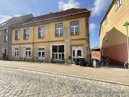 Altentreptow: Innenstadtlage, großes Grundstück !!! Altentreptow: Innenstadtlage, großes Grundstück !!!