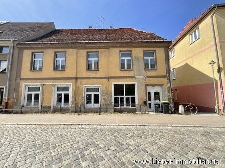 Straßenansicht Straßenansicht