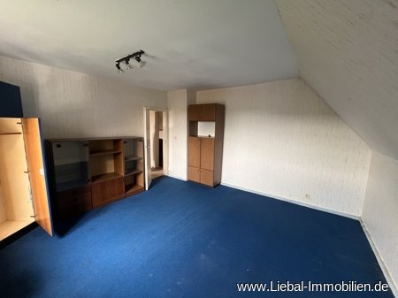 Schlafzimmer 2 OG Schlafzimmer 2 OG