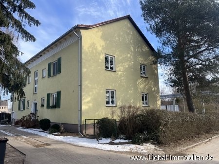 Neubrandenburg: Renditehaus mit 6 Wohnungen !!! Neubrandenburg: Renditehaus mit 6 Wohnungen !!!