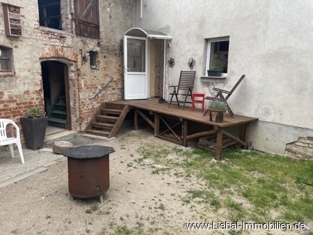 Terrasse und Feuerschale Terrasse und Feuerschale