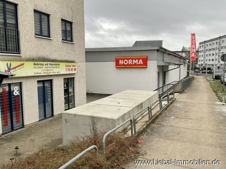 Straßenansicht Straßenansicht