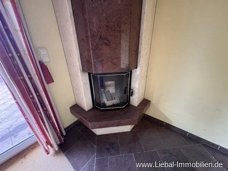 Kamin Kamin
